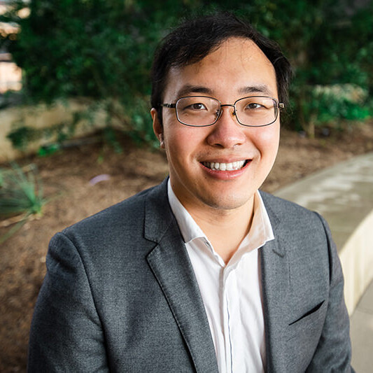 Texas Engineer Ruochen Lu